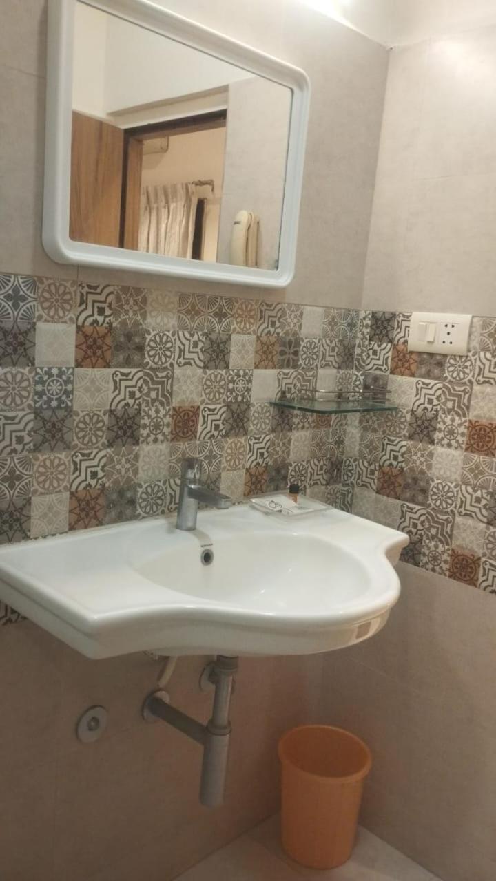 Hotel Annapoorna Residency Secundurabad Esterno foto