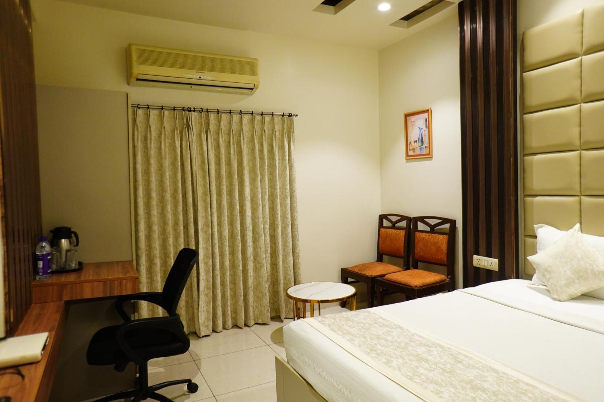 Hotel Annapoorna Residency Secundurabad Esterno foto